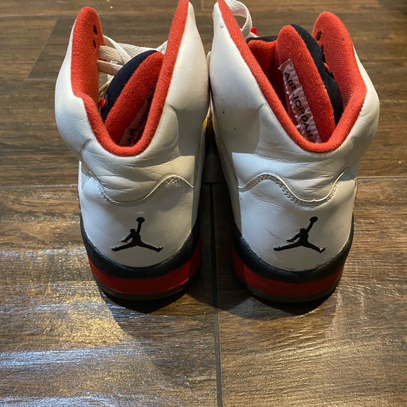 Jordan 5 - Picture 1 of 5